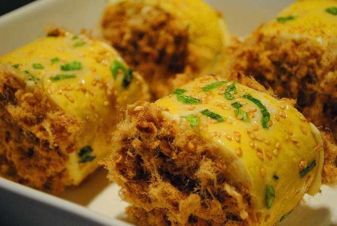 我的肉松面包里的肉松呢？